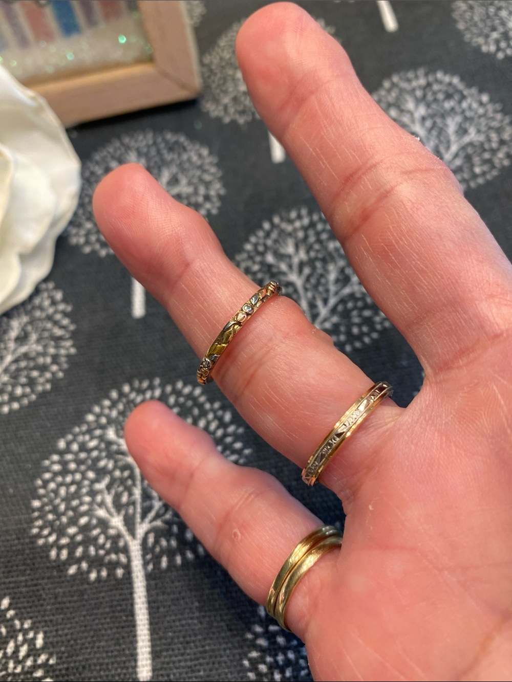 FINAL PRICE DROP‼️Floral Tri-Color Gold Ring - Picture 12 of 16